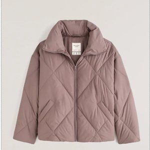 Abercrombie & Fitch Oversized Puffer Jacket in Mauve